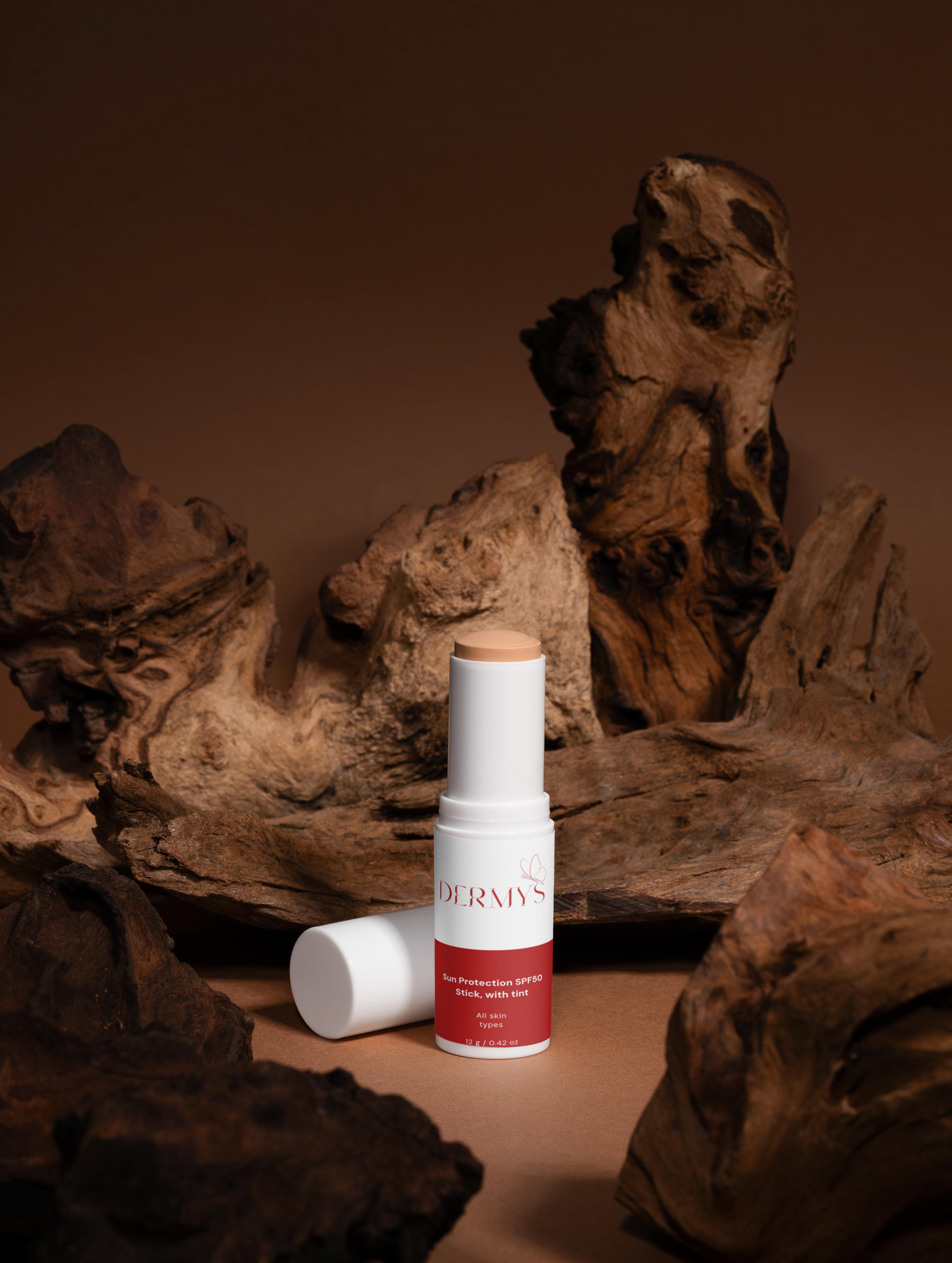 Sun Protection SPF50 Stick, with tint